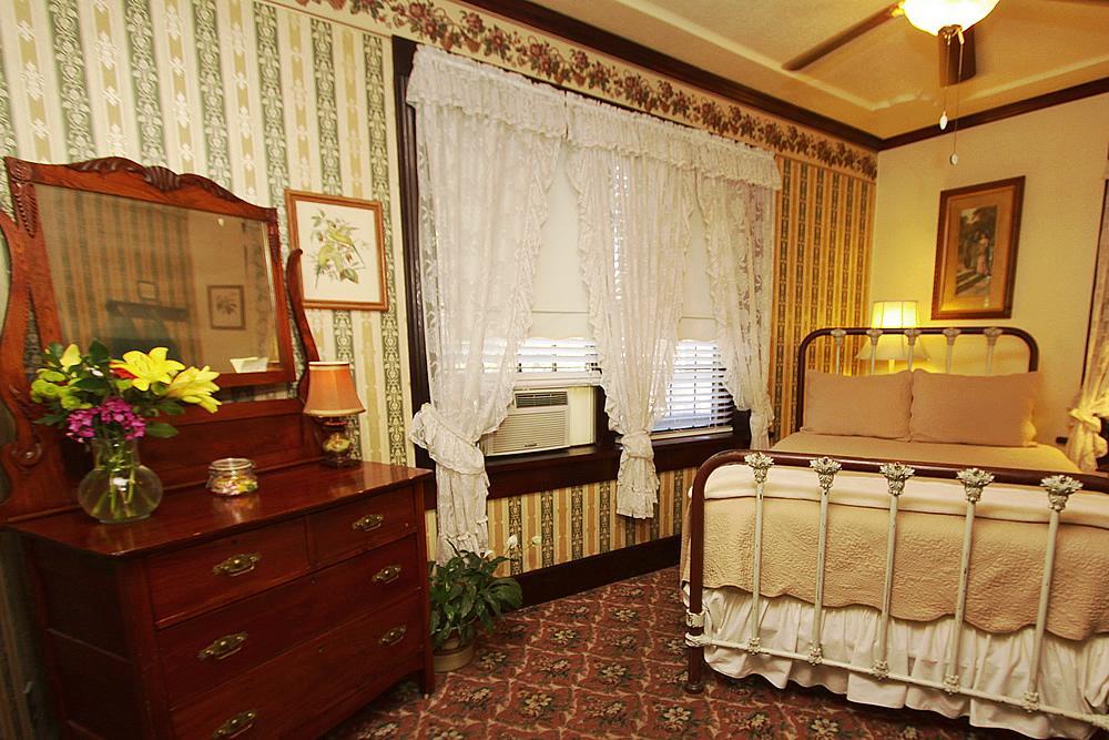 The National Hotel 3*